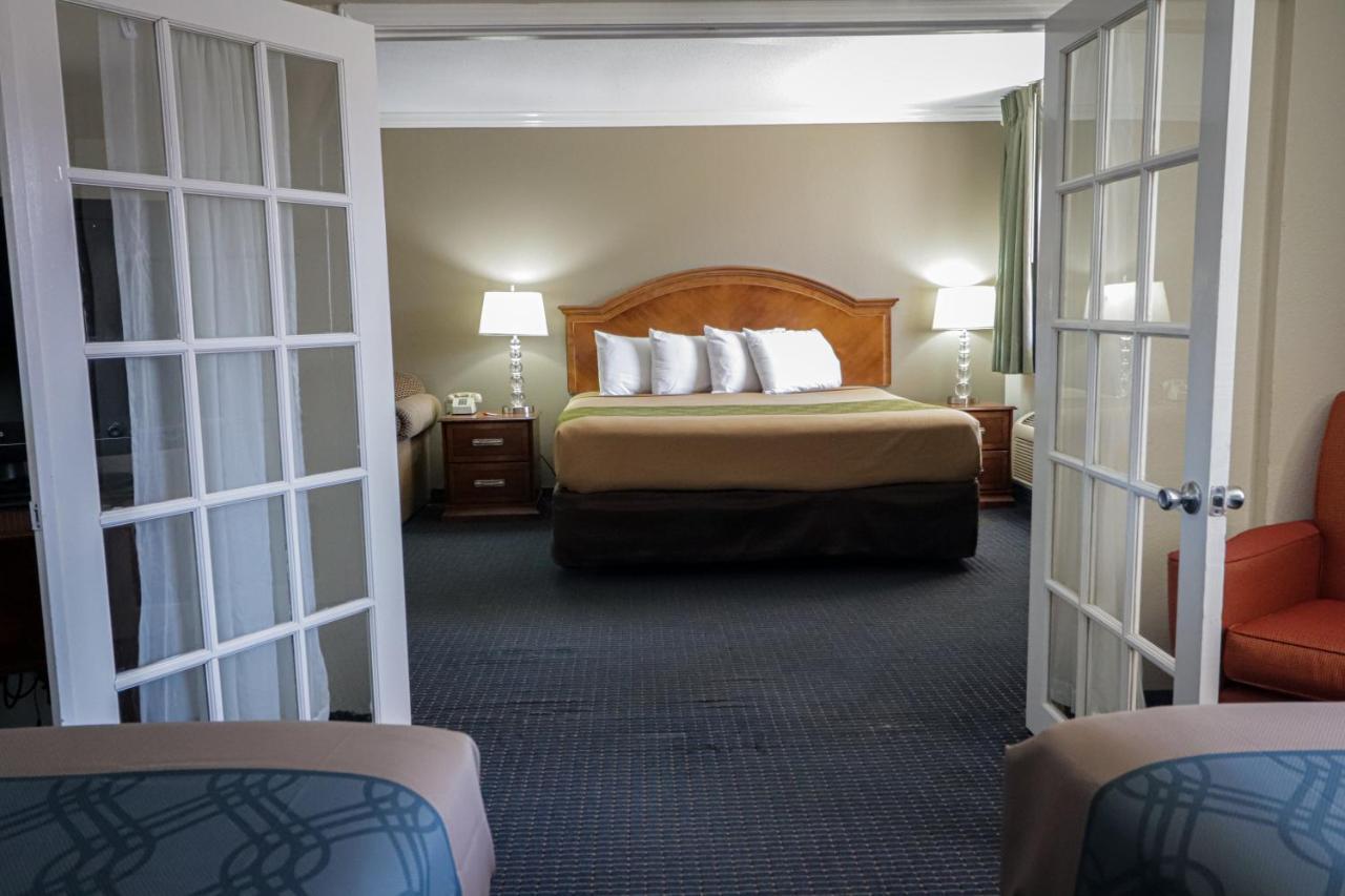 University Inn & Suites Σαν Αντόνιο Εξωτερικό φωτογραφία
