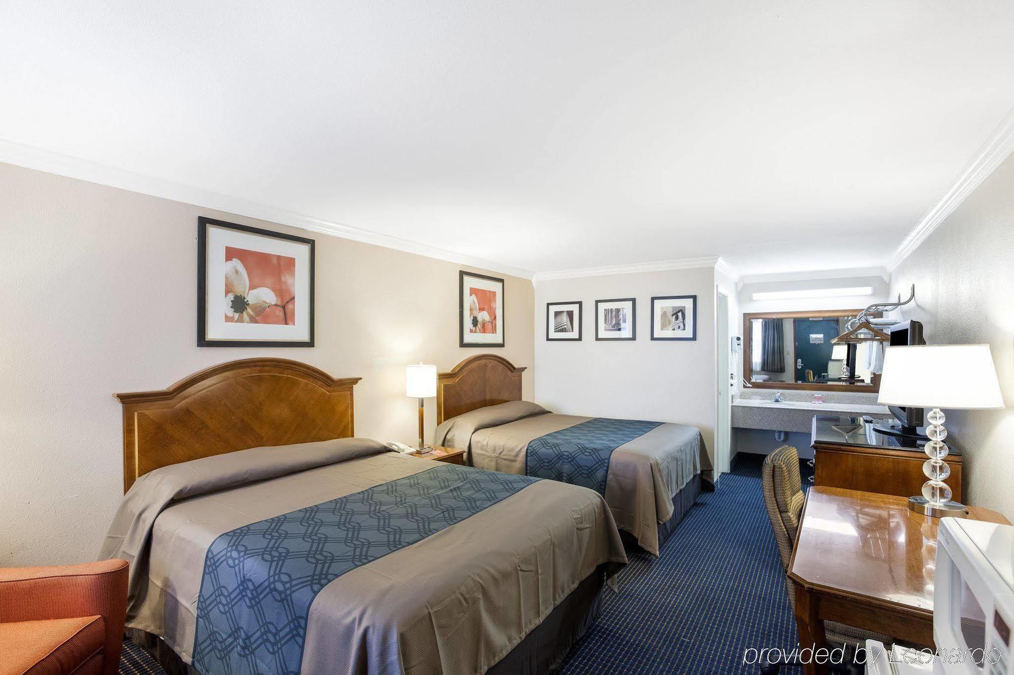 University Inn & Suites Σαν Αντόνιο Εξωτερικό φωτογραφία