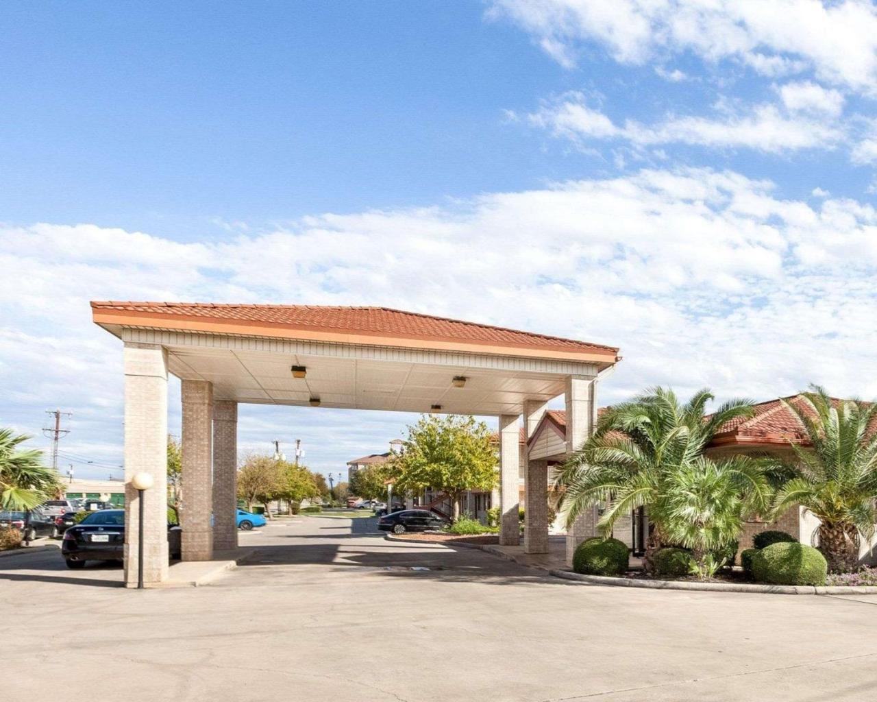 University Inn & Suites Σαν Αντόνιο Εξωτερικό φωτογραφία
