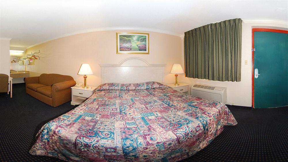 University Inn & Suites Σαν Αντόνιο Εξωτερικό φωτογραφία