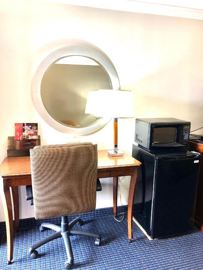 University Inn & Suites Σαν Αντόνιο Εξωτερικό φωτογραφία